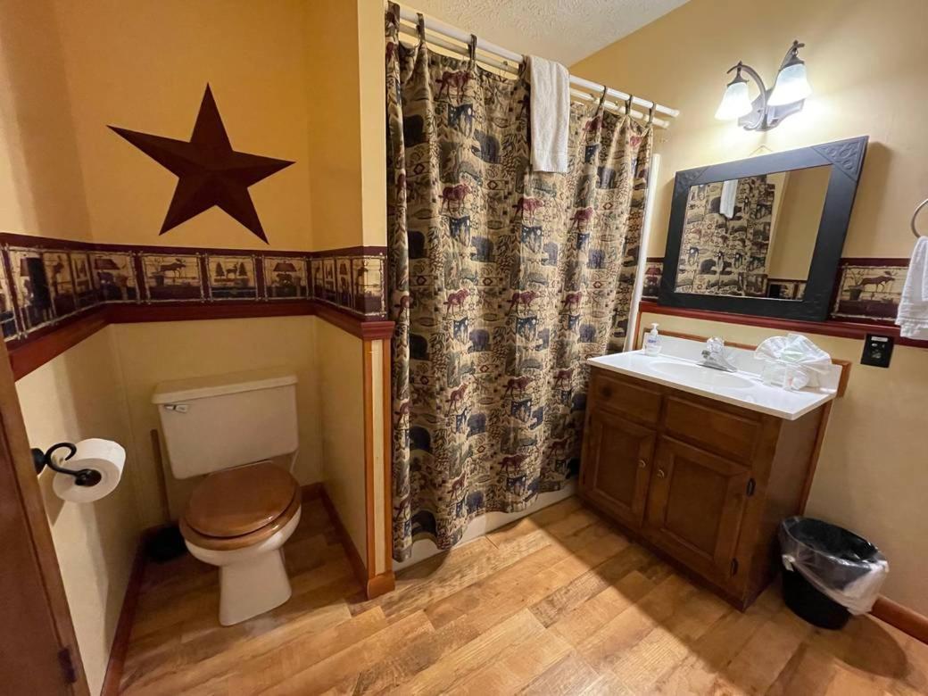 Mountaintop Hideaway Villa Pigeon Forge Ngoại thất bức ảnh